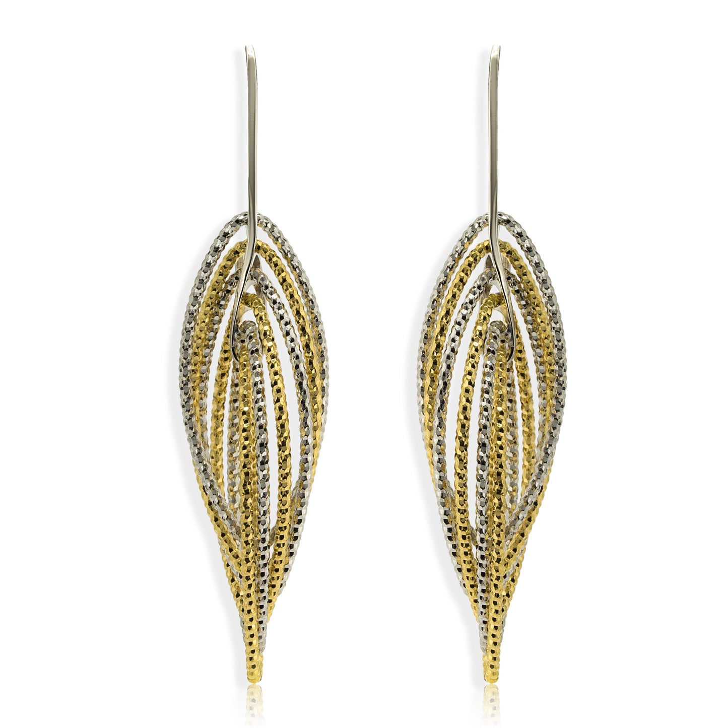 

Diamond cut gold plated single drop hoop earrings with five hoops, largest hoop 2 cm in diameter, made in Italy.

