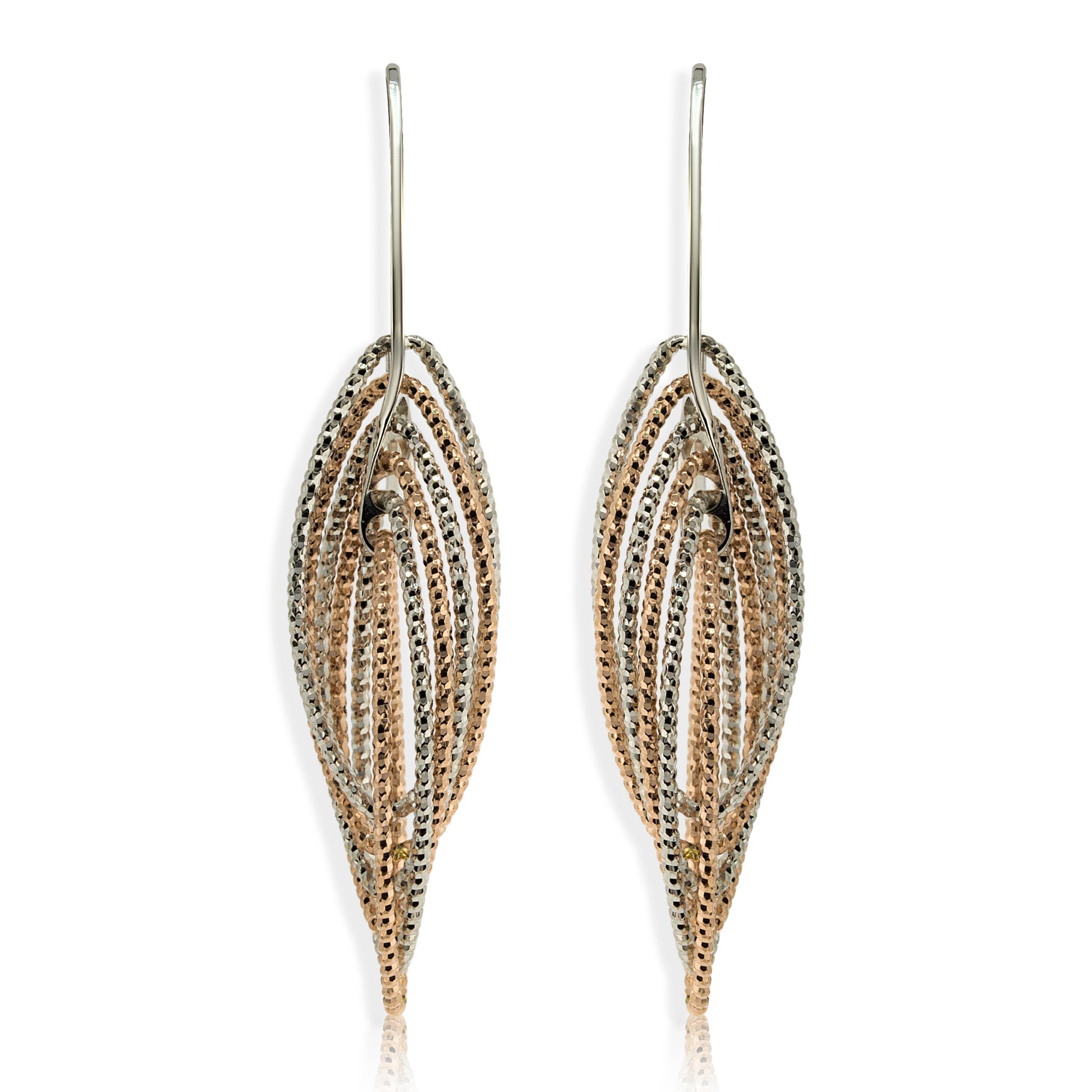 

Diamond cut gold plated single drop hoop earrings with five hoops, largest hoop 2 cm in diameter, made in Italy.

