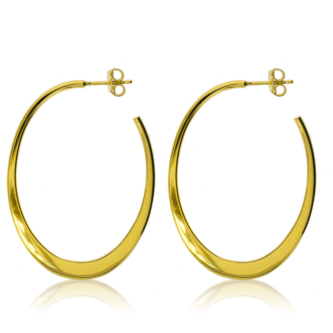 
Pair of gold plated on silver open hoop earrings with a diameter of 3 cm and a length of 4.5 cm.

